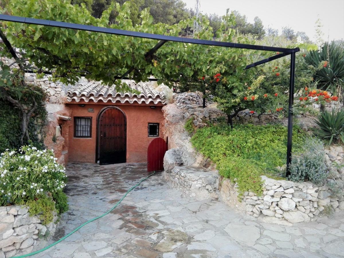 Cueva El Parral Guest House Pegalajar Exterior photo